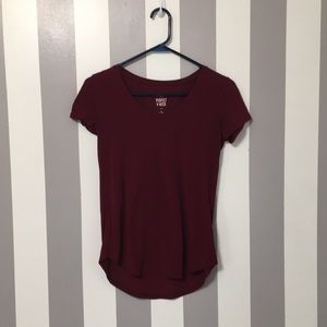 V-Neck burgundy top